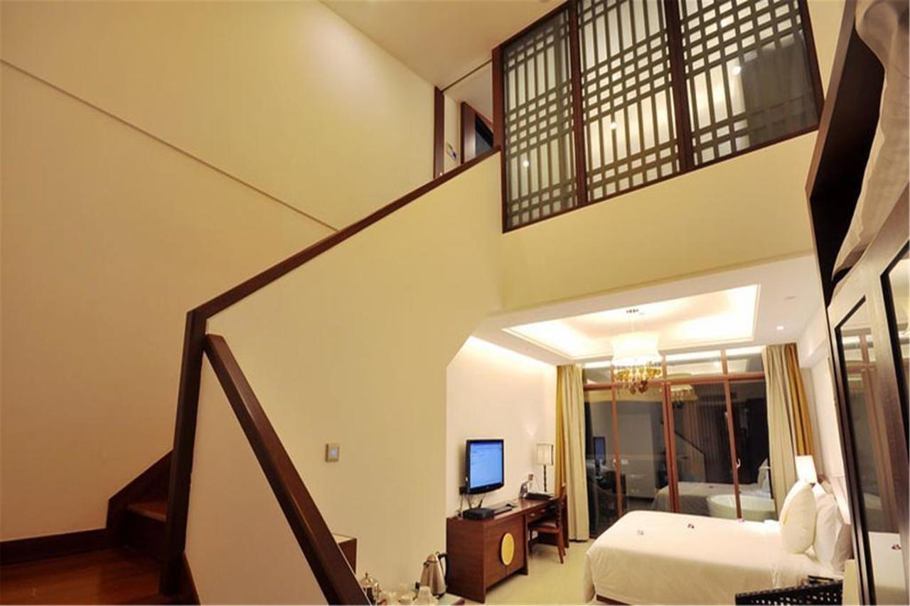 Marina Spa Hotel Sanya Exterior photo