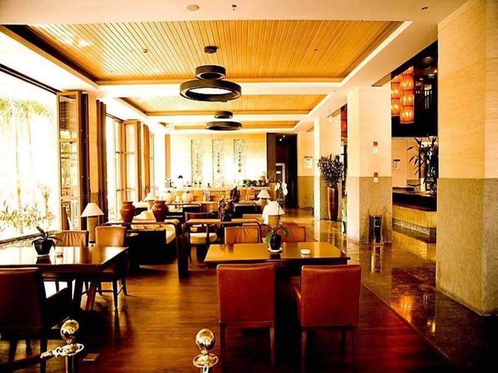 Marina Spa Hotel Sanya Exterior photo